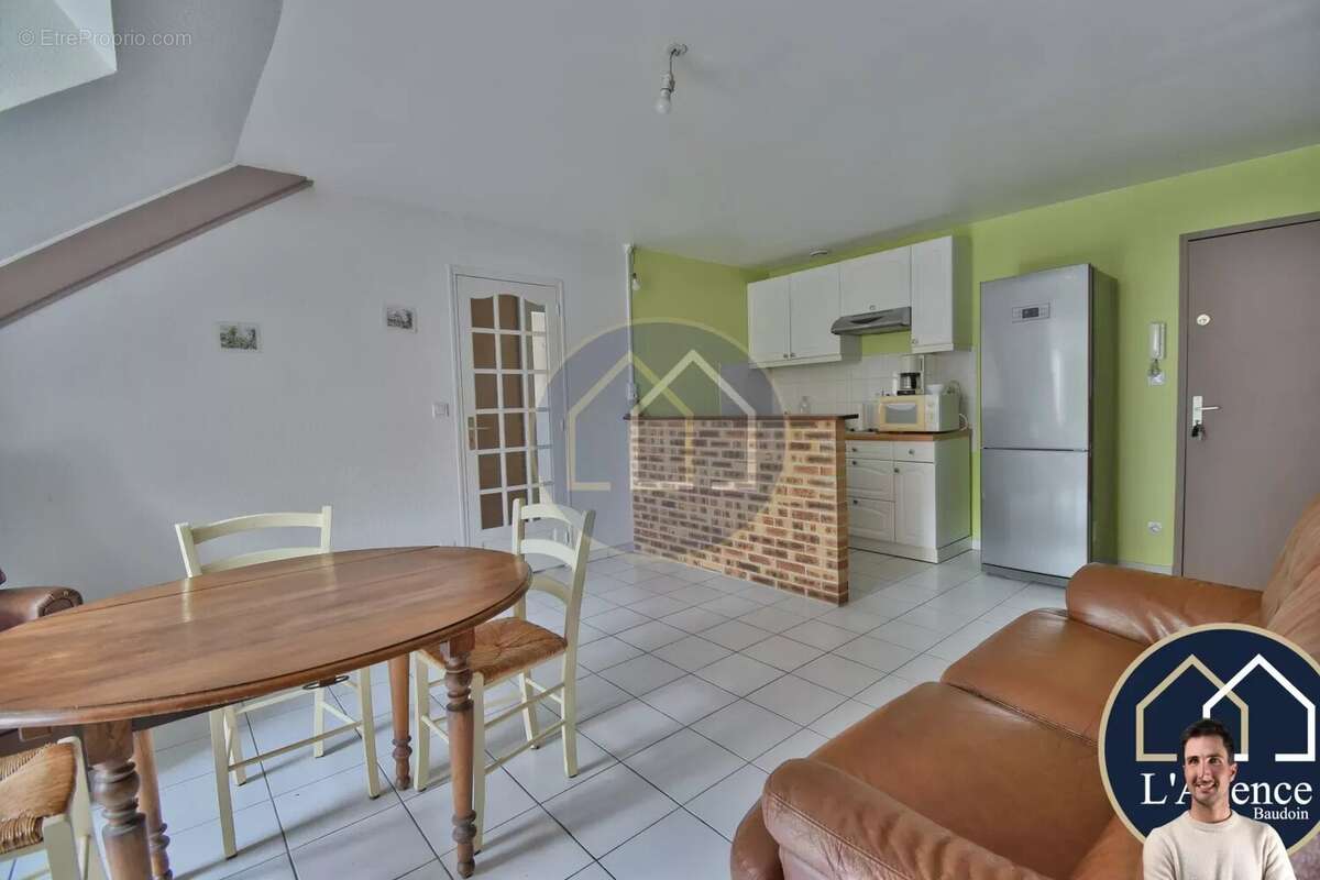 Appartement à EPERNON