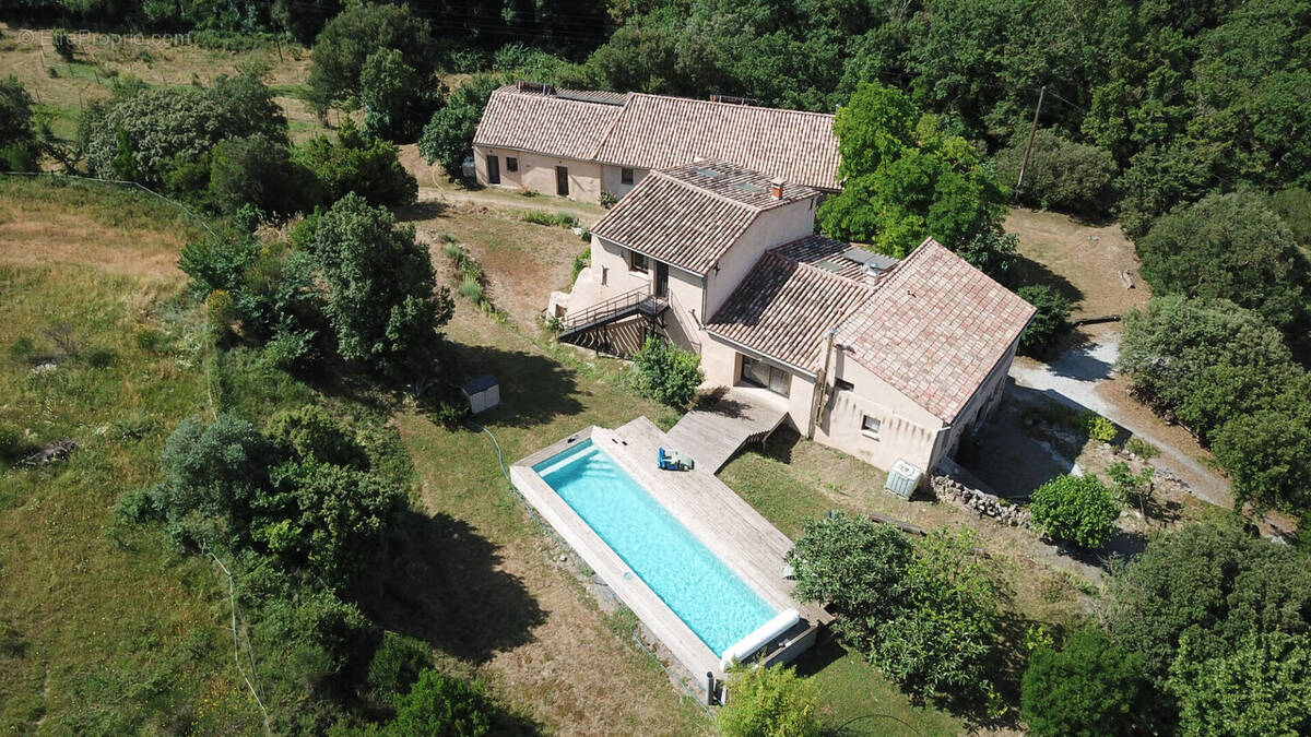 Maison à SAINT-HILAIRE