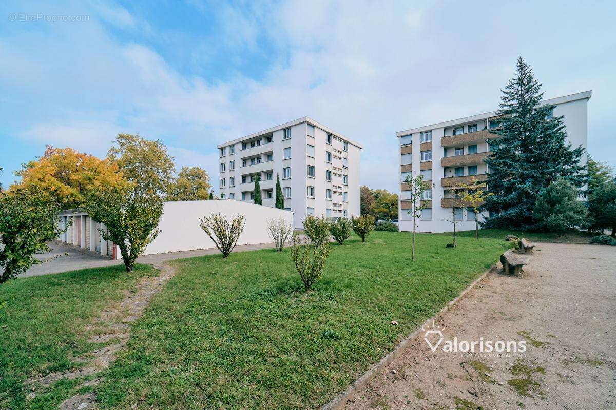 Appartement à SAINT-PRIEST