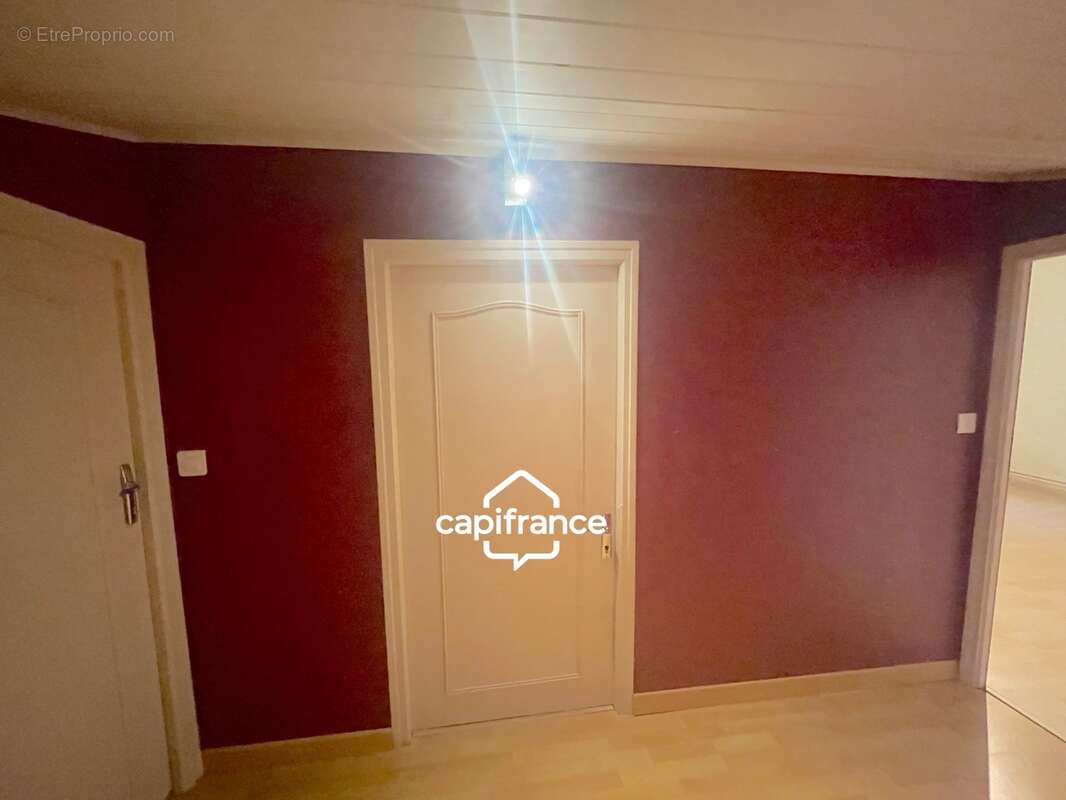 À vendre – Maison de campagne à SAINT CYR DES GATS (85) - photo 16