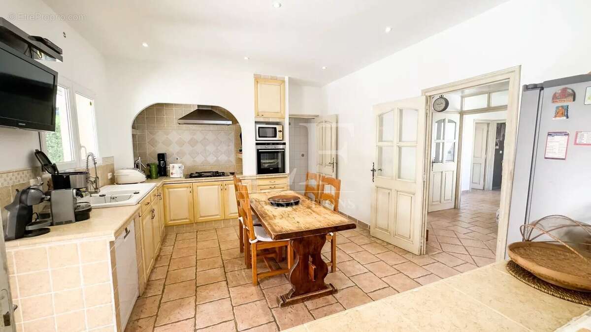 Maison à LES ADRETS-DE-L'ESTEREL