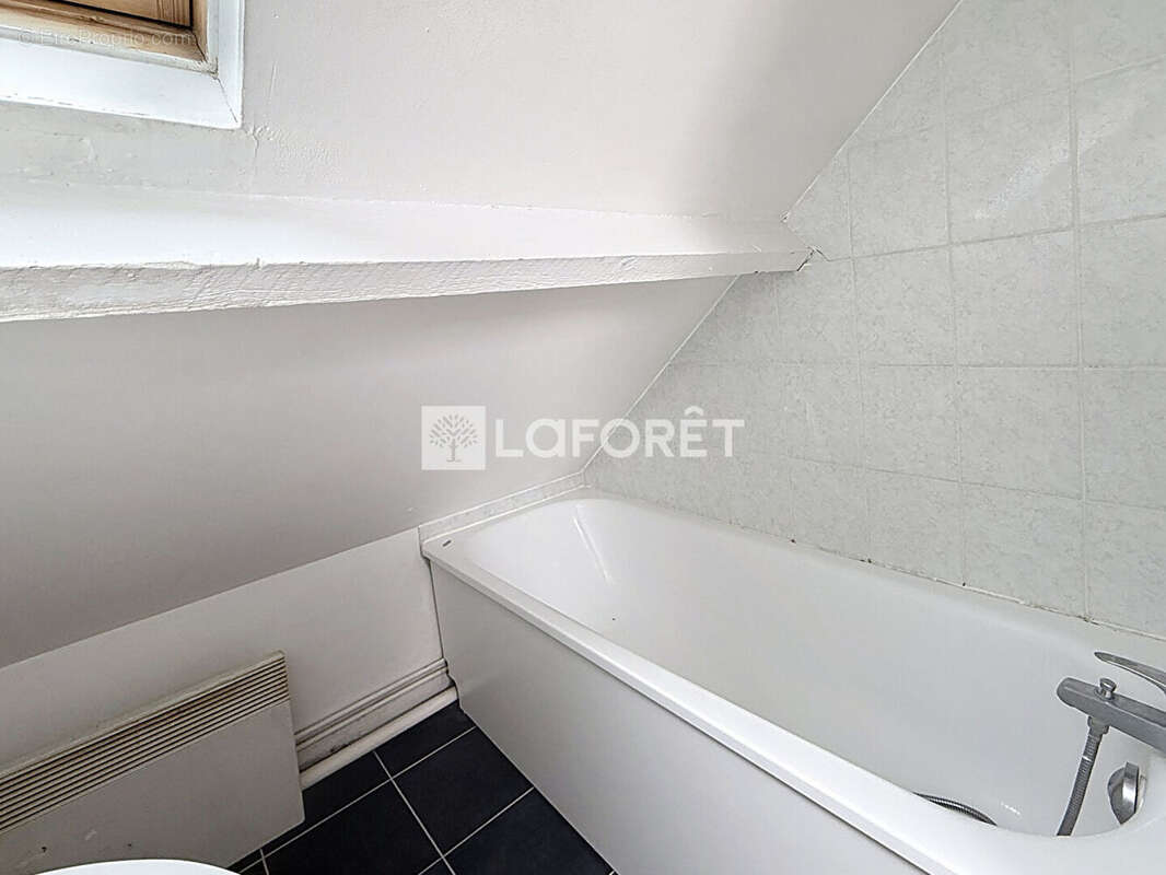 Maison à PETIT-COURONNE