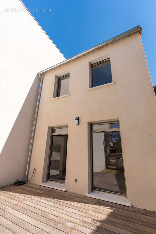 Maison à NIMES