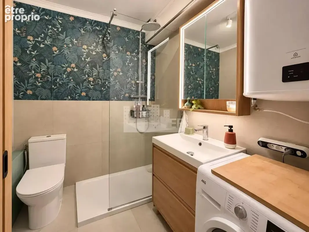 Nice / fleur : 2 pieces - dernier etage - renove - balcon - photo 9