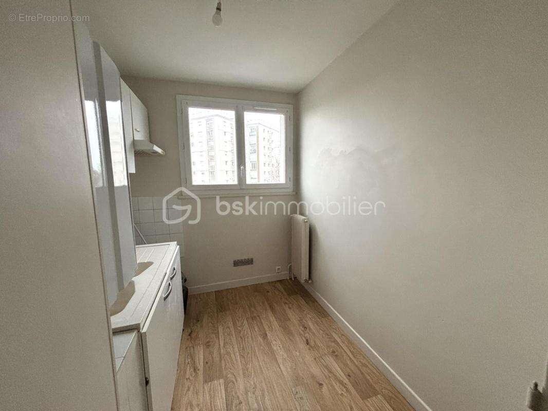 Appartement à SAINT-CYR-SUR-LOIRE