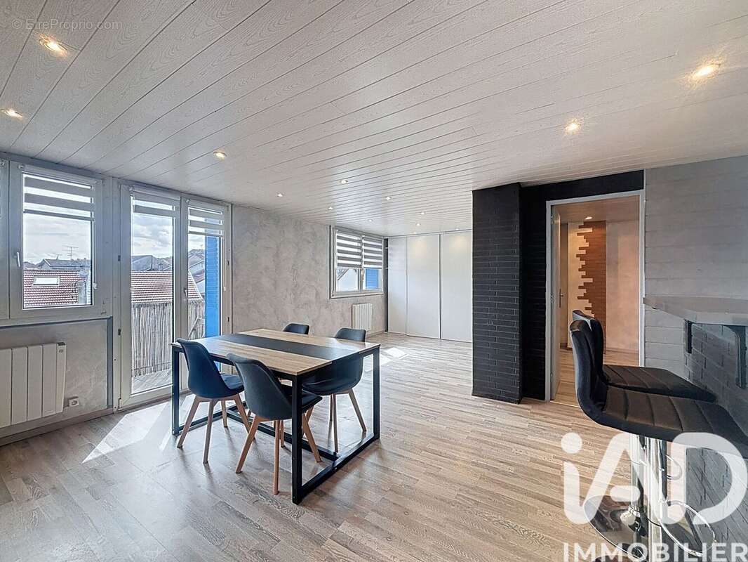 Photo 2 - Appartement à CHAMPIGNEULLES