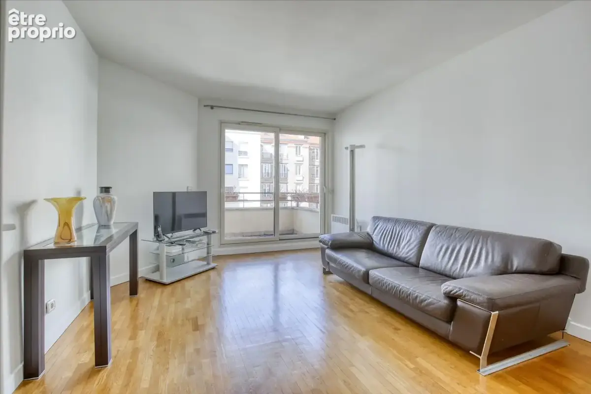 Levallois-perret – 3 pièces – 67,28 m² – terrasse & balcon – cave – parking possible un emplacement recherché situé rue louis ro - photo 3