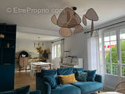 Maison à LE MESNIL-LE-ROI