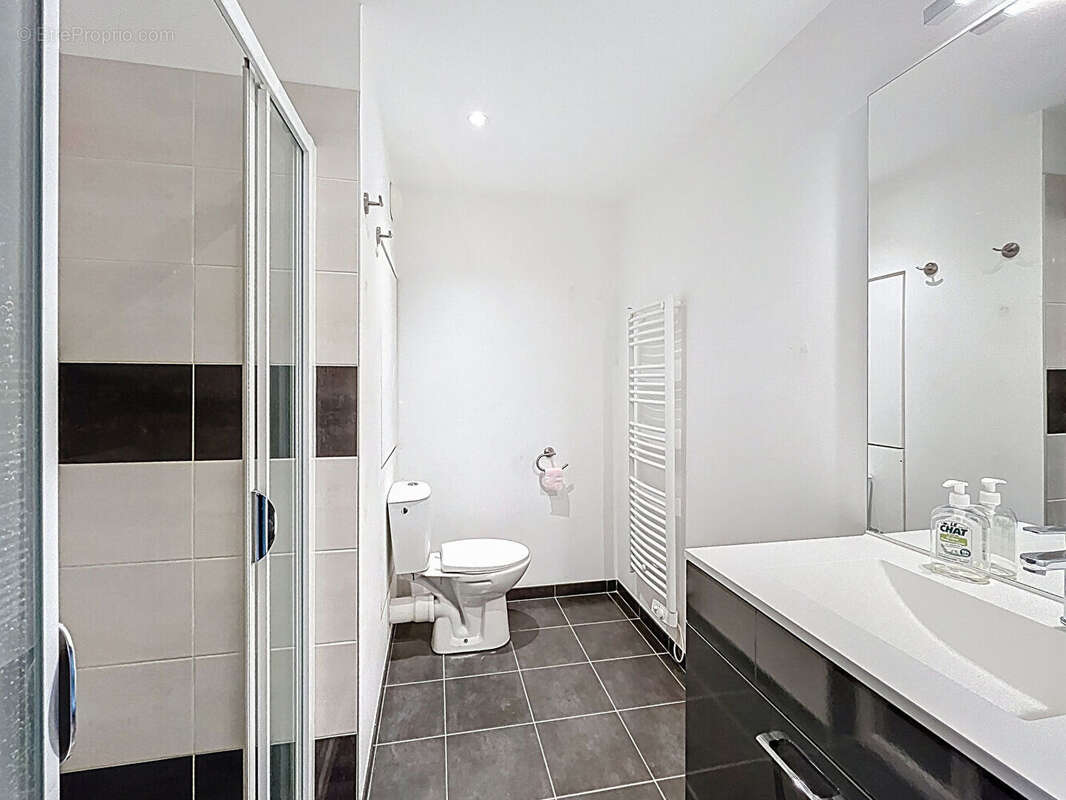 Appartement à SURESNES