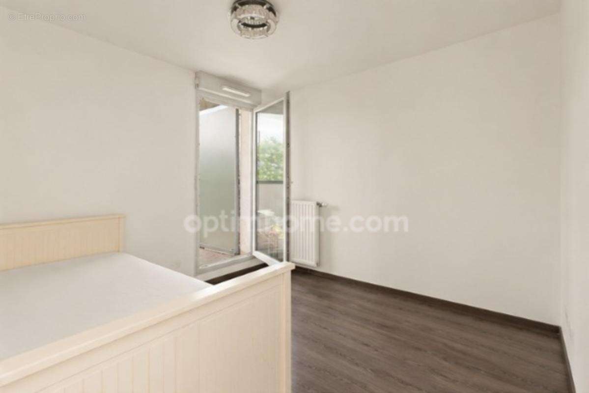 Appartement T4 lumineux – Lyon 8 proximité Galeries Lafayette et métro / tram - photo 5