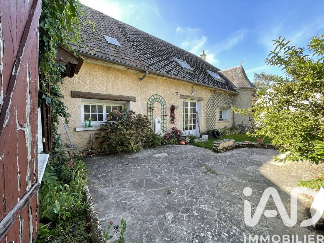 Photo 1 - Maison à SAINT-ARNOULT-DES-BOIS