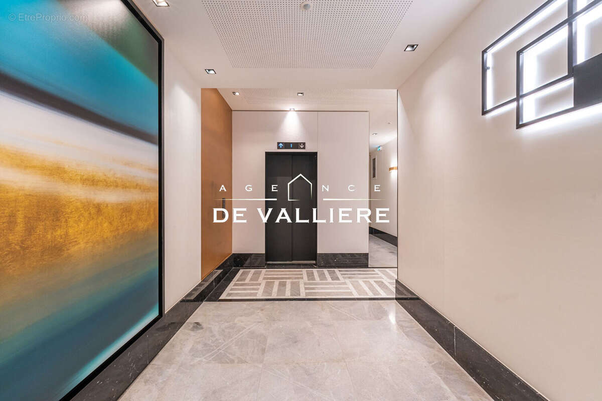 Appartement à SURESNES