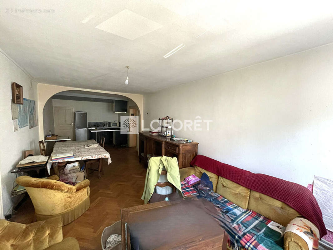 Appartement à LONS-LE-SAUNIER