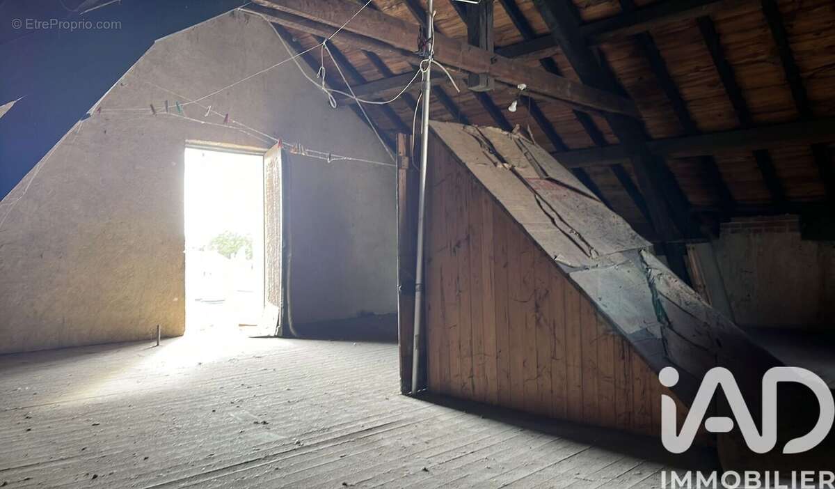 Photo 5 - Maison à MONTLUCON