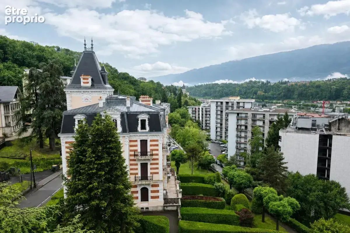 T2 34 m² loué à Aix-les-Bains, vue Château - photo 6