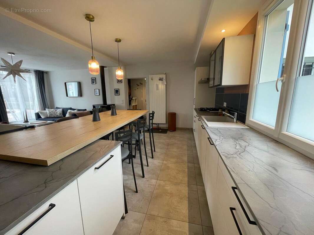 Maison à PLAIMPIED-GIVAUDINS