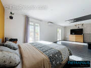 Maison à PONT-EVEQUE