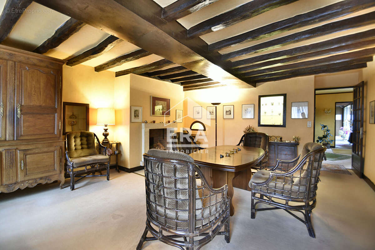 Maison à SAULX-MARCHAIS