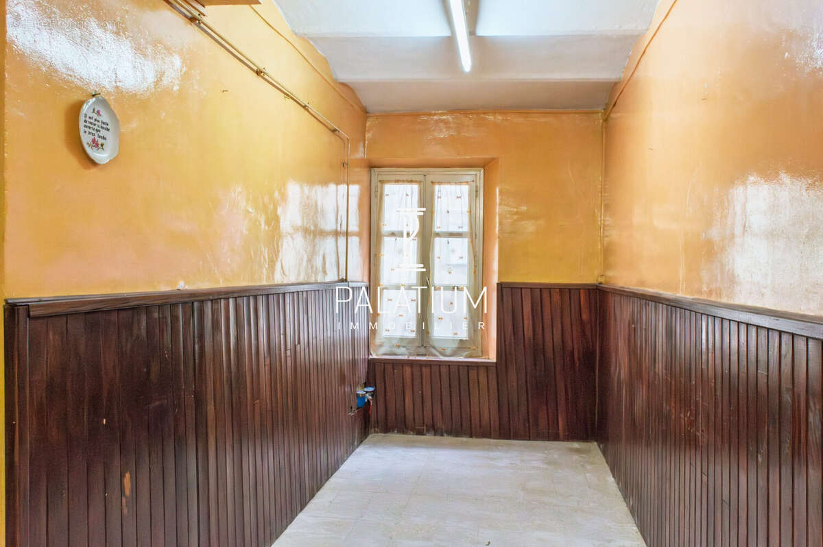 Appartement à PEYRUIS