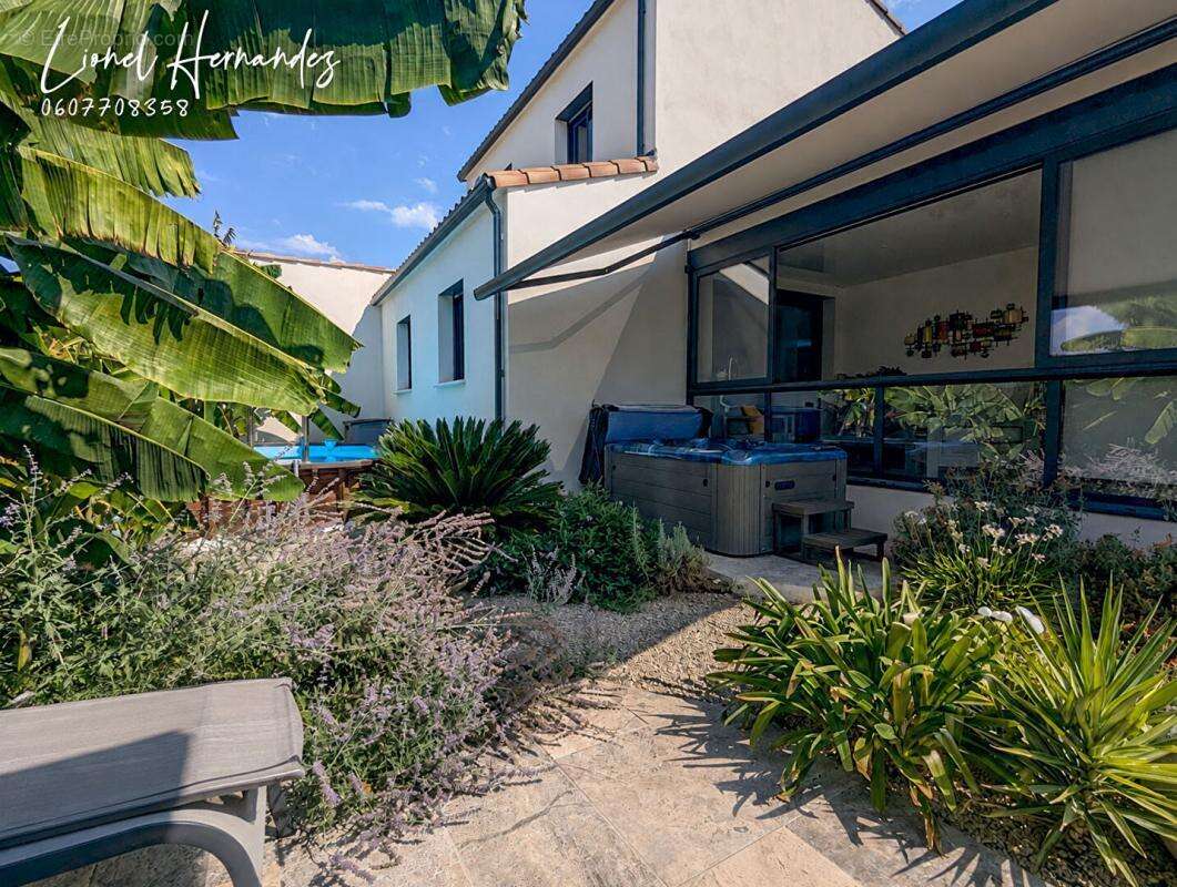 Maison moderne et cocooning - 120 m² - Jardin japonais - Piscine, spa & hammam - photo 4