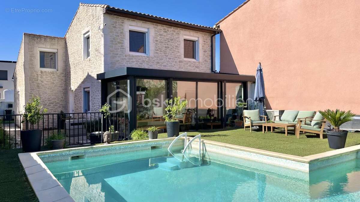Maison à NIMES