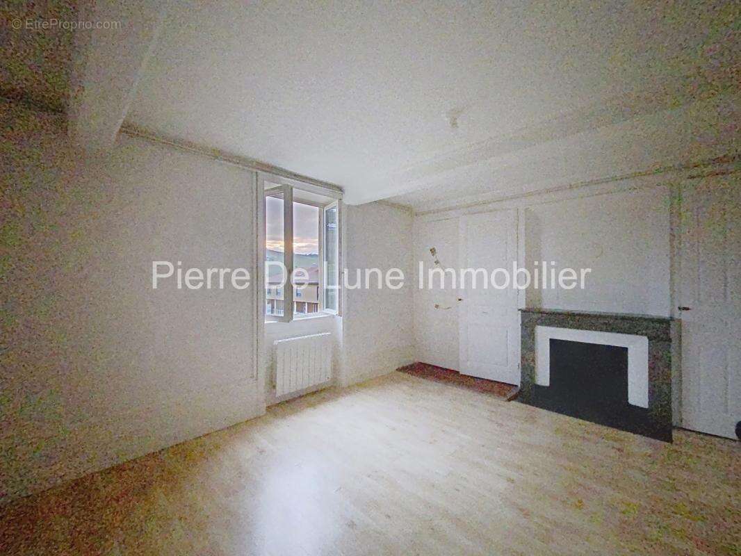 Appartement à CHESSY
