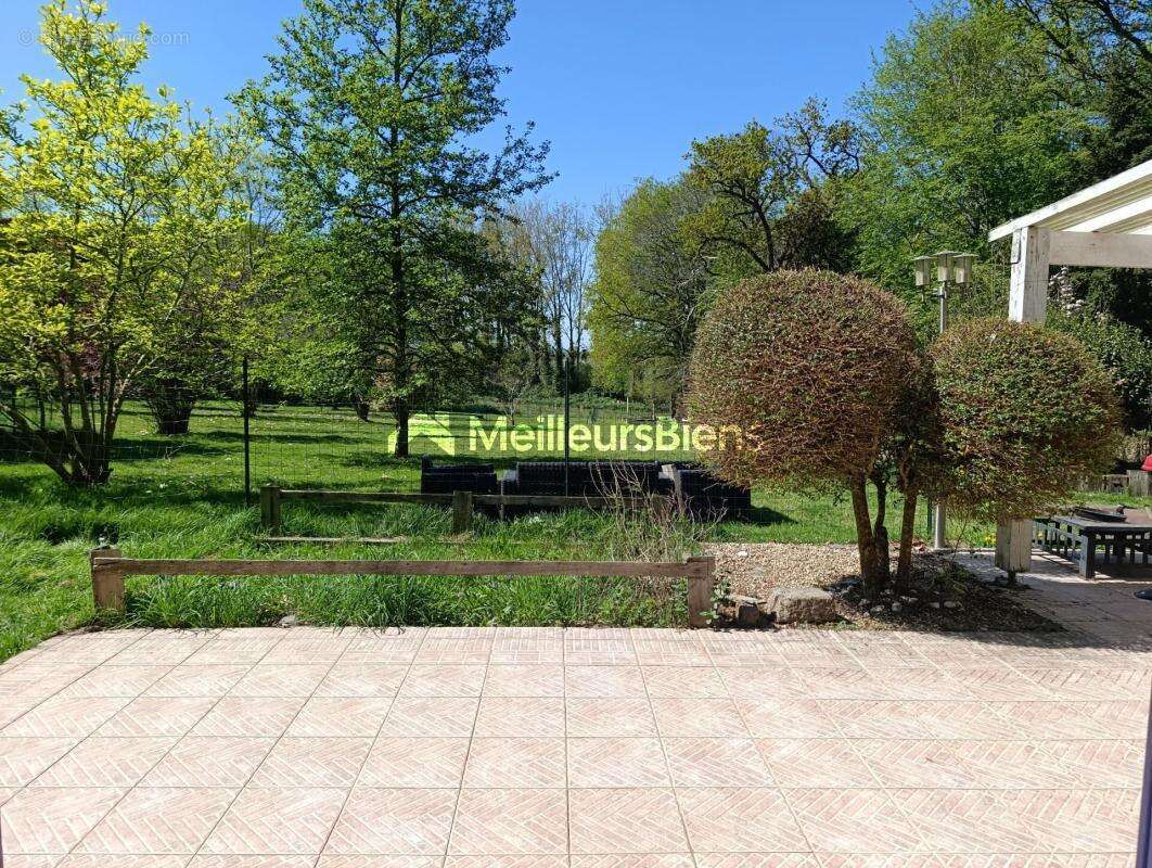 Maison à MAURE-DE-BRETAGNE