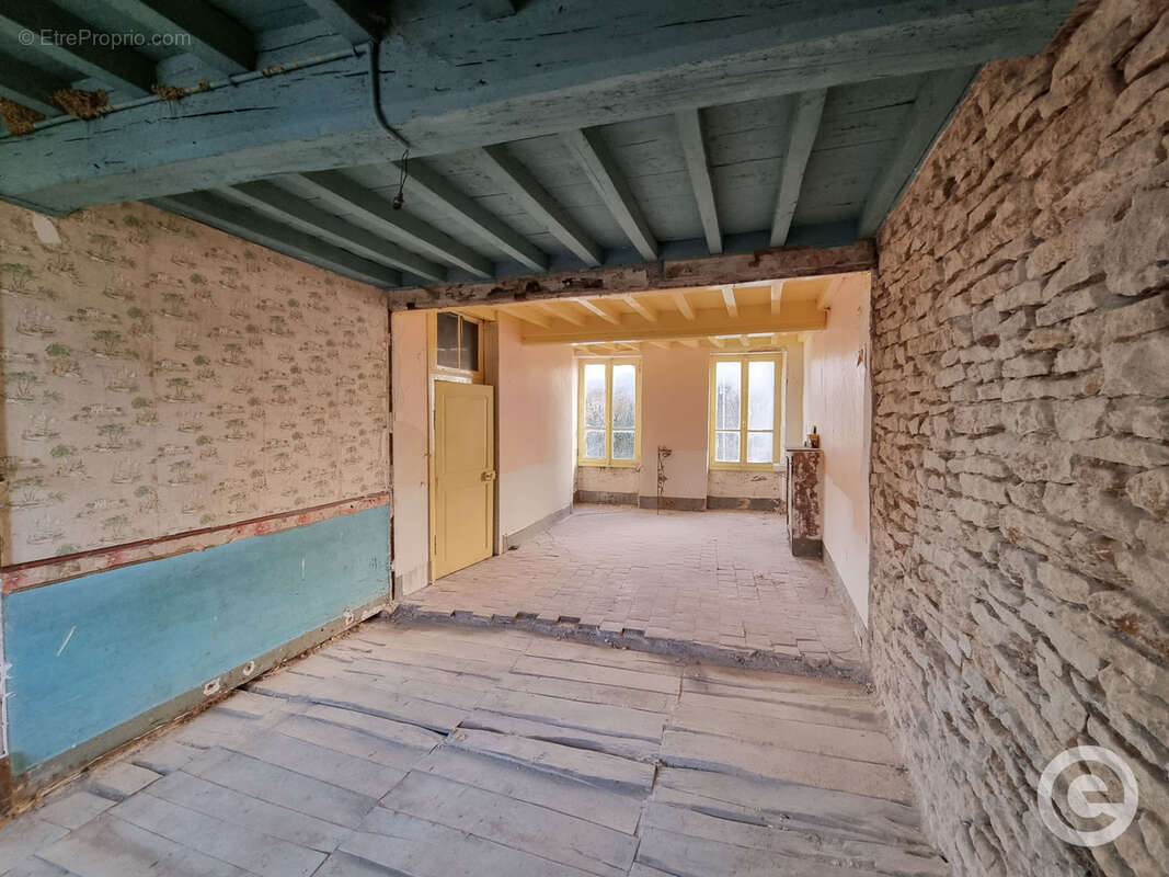 Maison 5 pièces 143m2 à rénover proche Vézelay - photo 14
