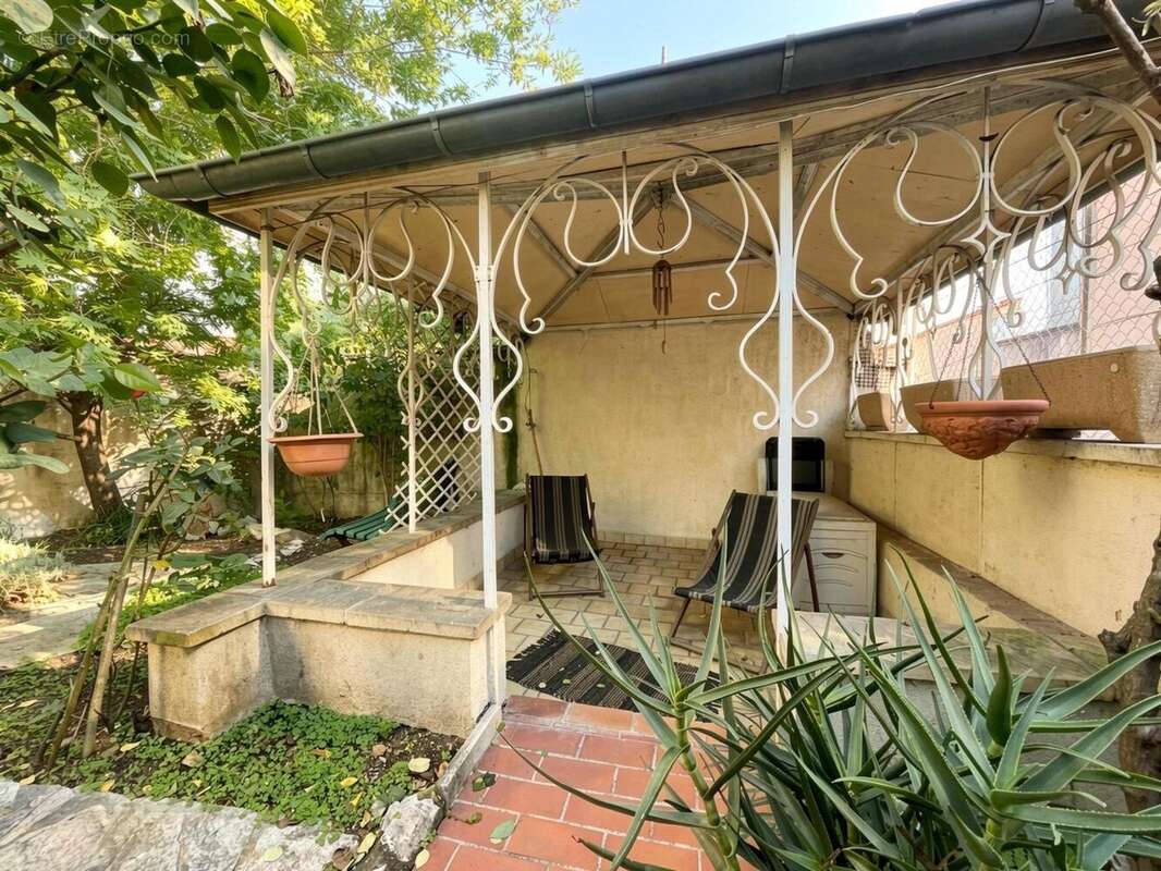   - Appartement à AUBENAS