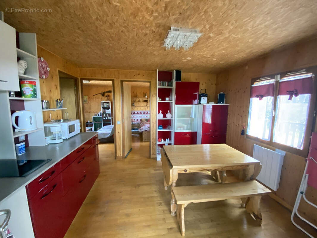 Maison à CRAPONNE-SUR-ARZON