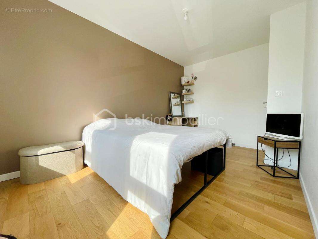 Maison à VERN-SUR-SEICHE