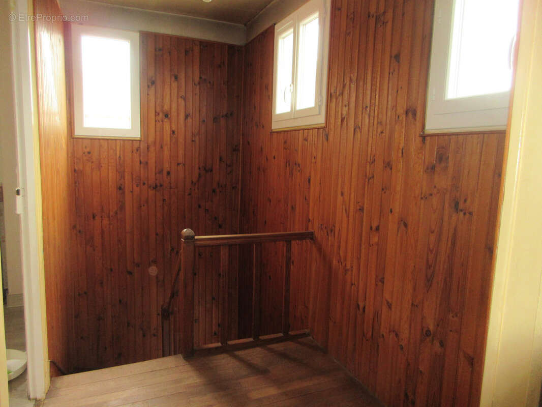 Maison à LE PONT-CHRETIEN-CHABENET
