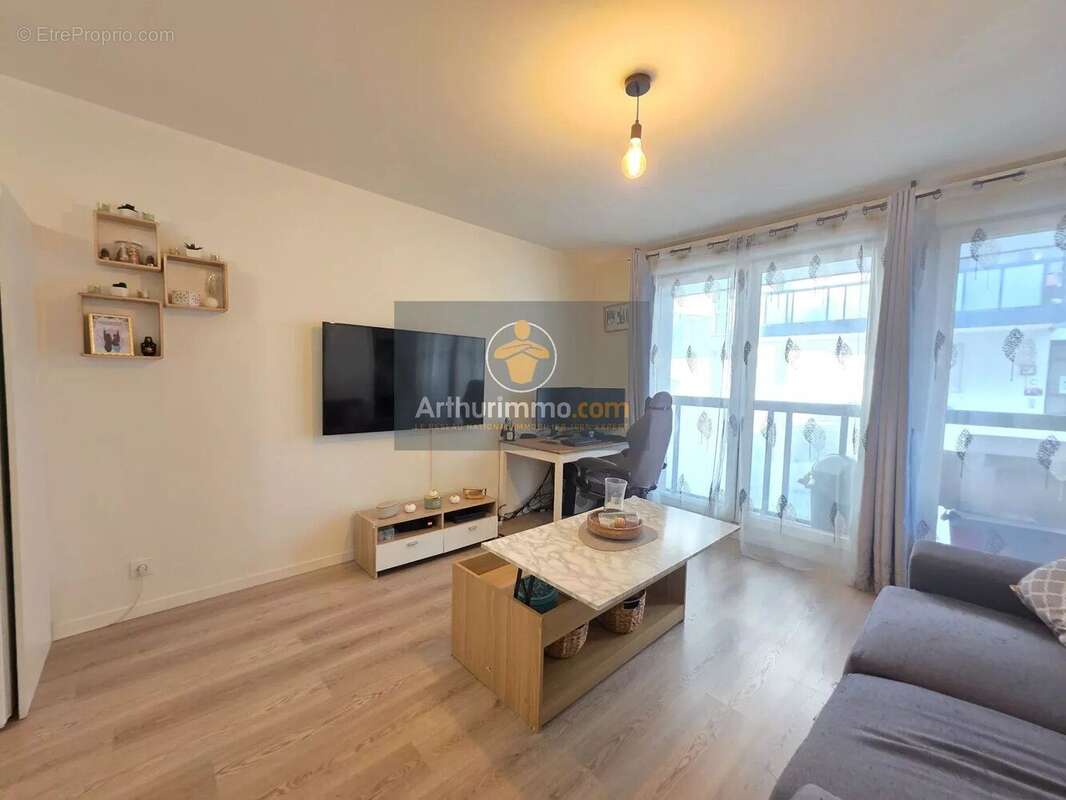 Appartement à VILLIERS-LE-BEL