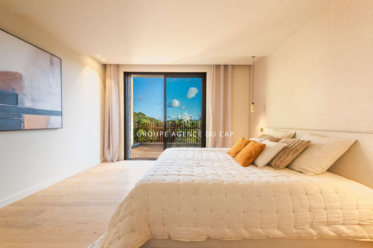 Maison à SAINT-RAPHAEL