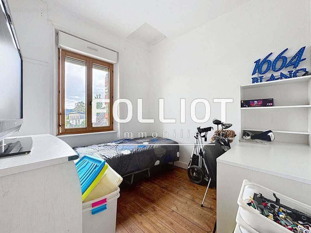 Maison à AGON-COUTAINVILLE