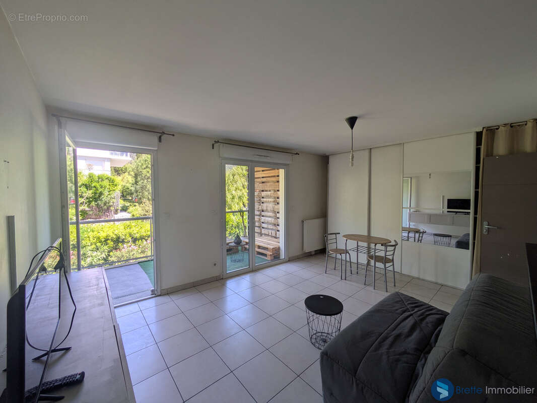 Appartement à LA VALETTE-DU-VAR
