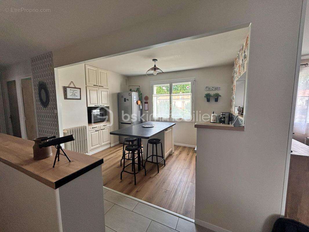 Maison à FONTENAY-LE-COMTE