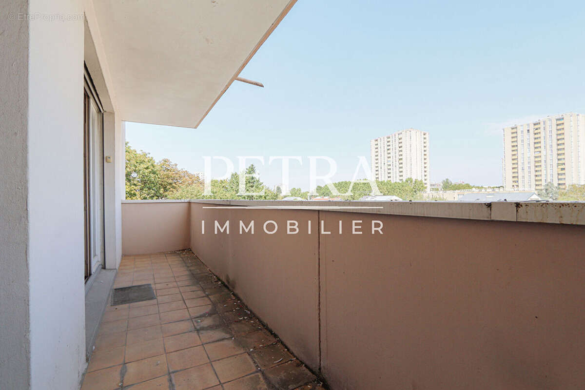 Appartement L'Hay Les Roses 4 pièces 75m2 - Metro 14 avec Box et Cave - photo 5