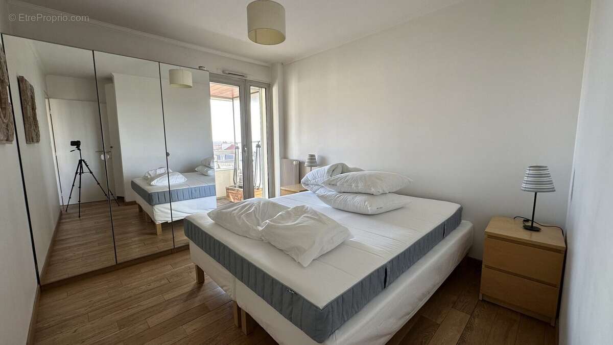 Appartement à SURESNES