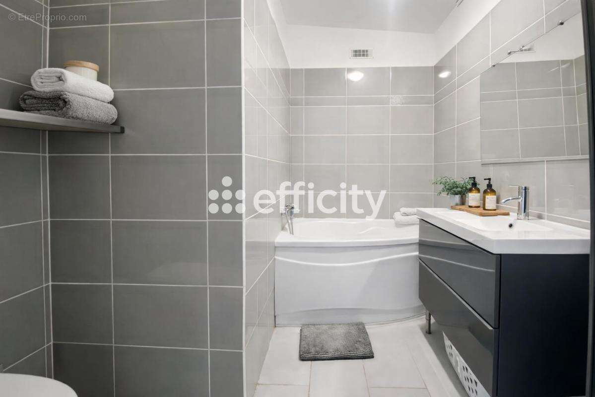 Maison à MARSEILLE-13E