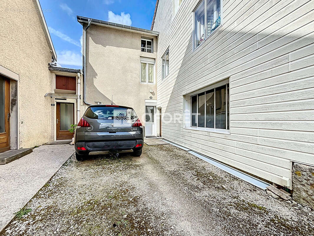 Maison T5 + appartement T2 en duplex à BIESLES - photo 8