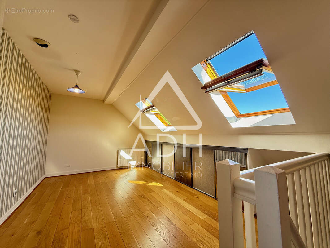 Appartement à JOUARS-PONTCHARTRAIN