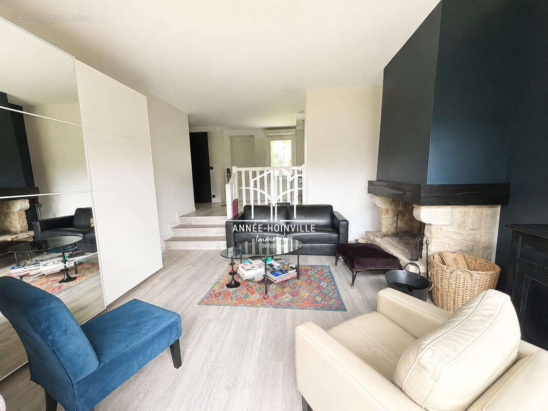 Appartement à TOURGEVILLE