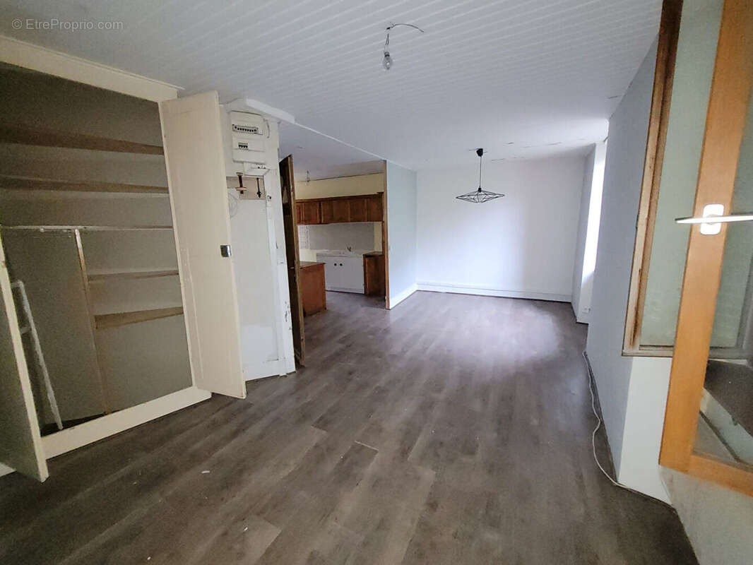 Appartement à TENAY