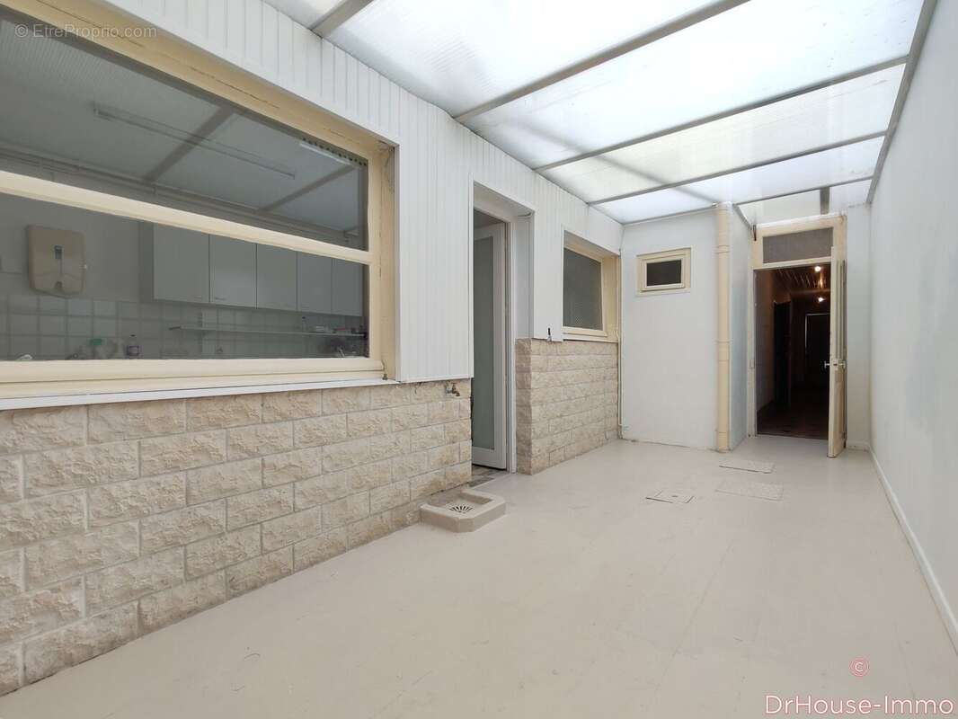 Maison 274 m² à Noeux-Les-Mines  - photo 5