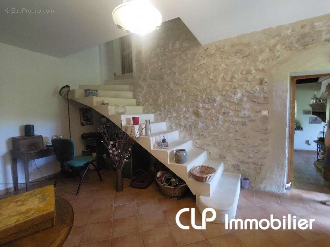 Maison 159 m² à Allan  - photo 3