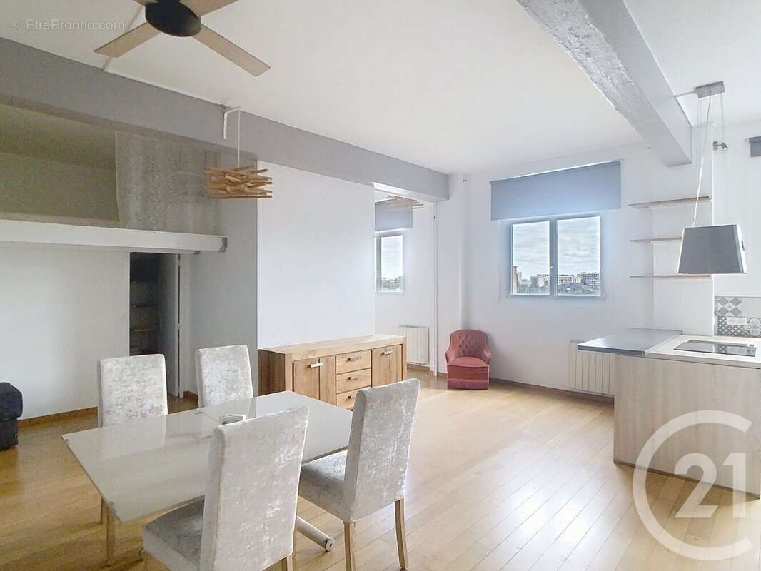 Photo 2 - Appartement à CHOISY-LE-ROI