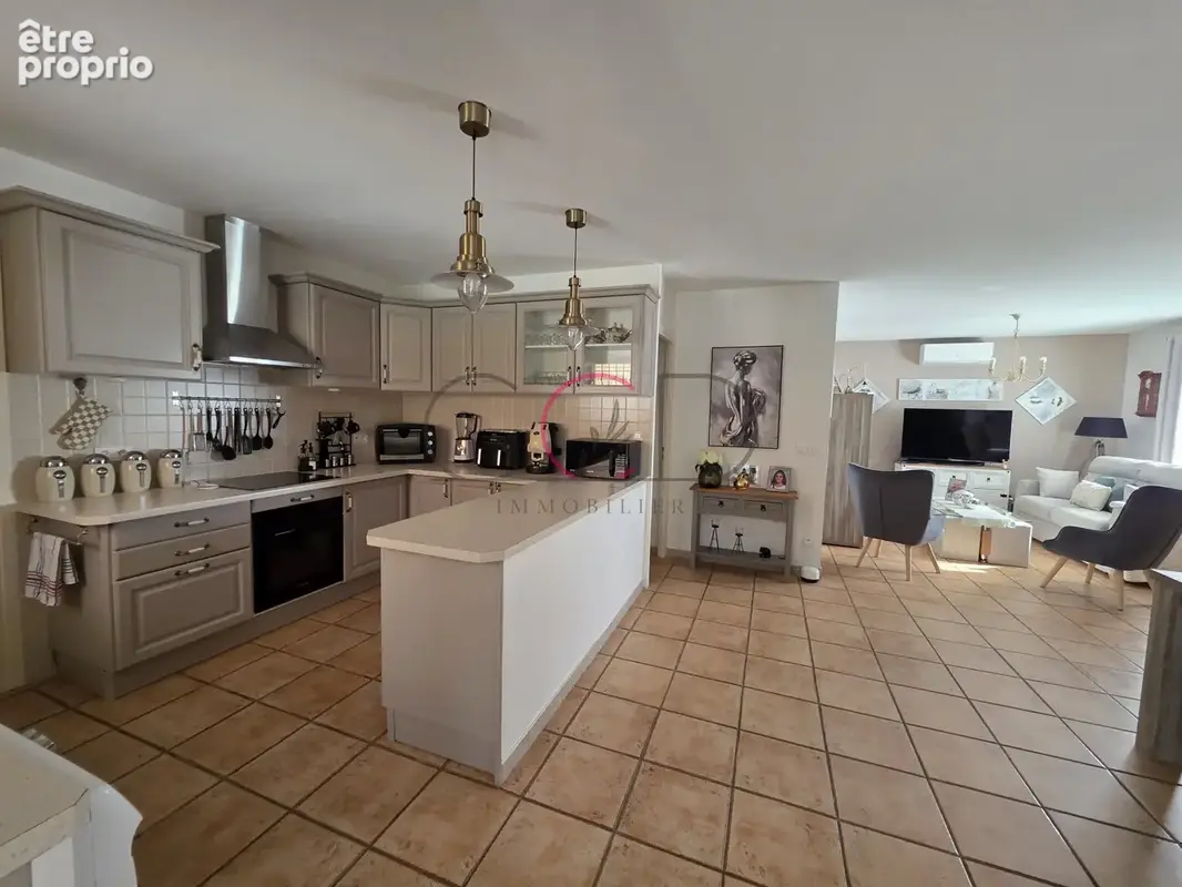 Exclusivité   Ansouis (Sud Luberon) : Villa de plain-pied sur parc arboré de 2 950 m2 avec piscine - photo 7