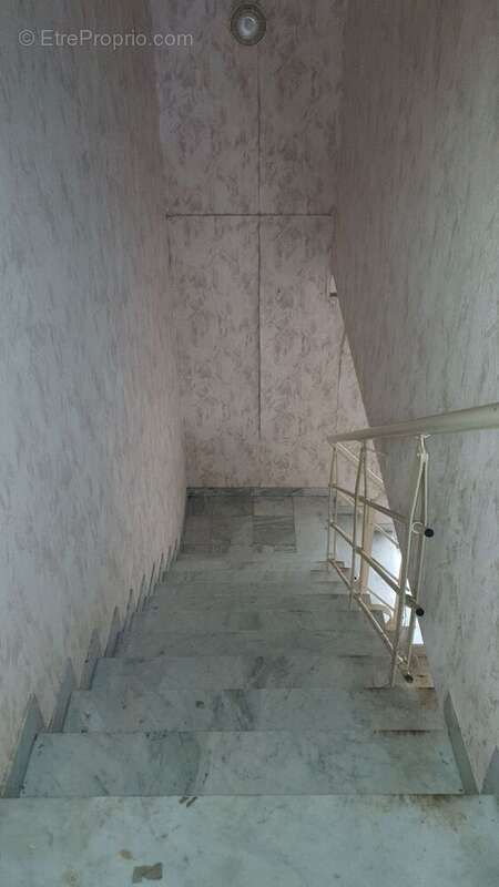 m escalier - Maison à TRIE-SUR-BAISE