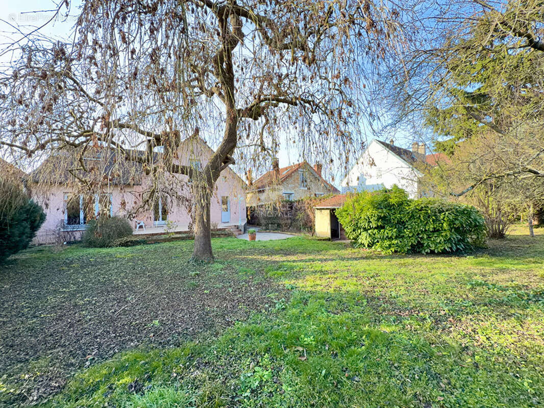 Maison à SAINT-LEU-LA-FORET